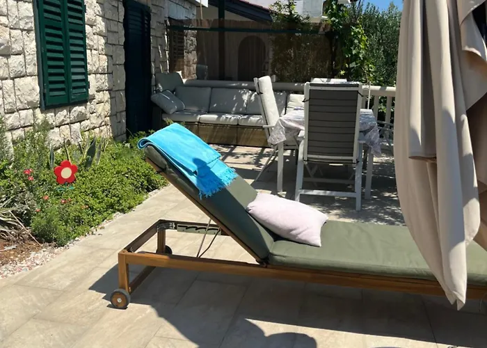 아파트 Cvjetan 흐바르